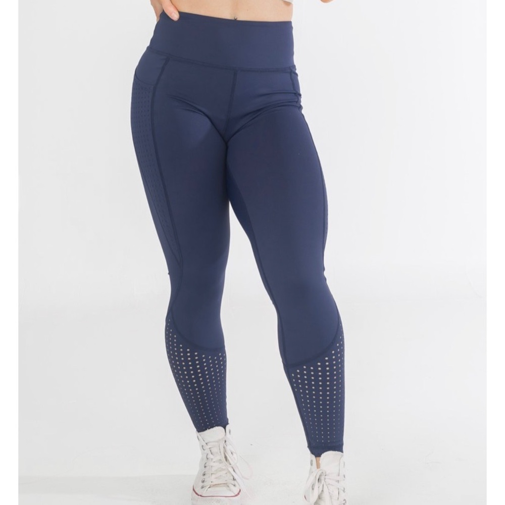 Curves N Combatboots V4 Leggings